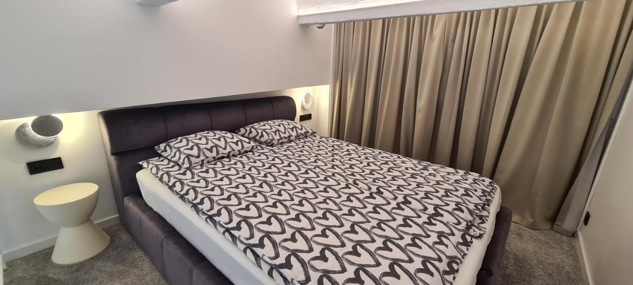 Stay In Kaunas & Radio City - Free Parking Exterior photo